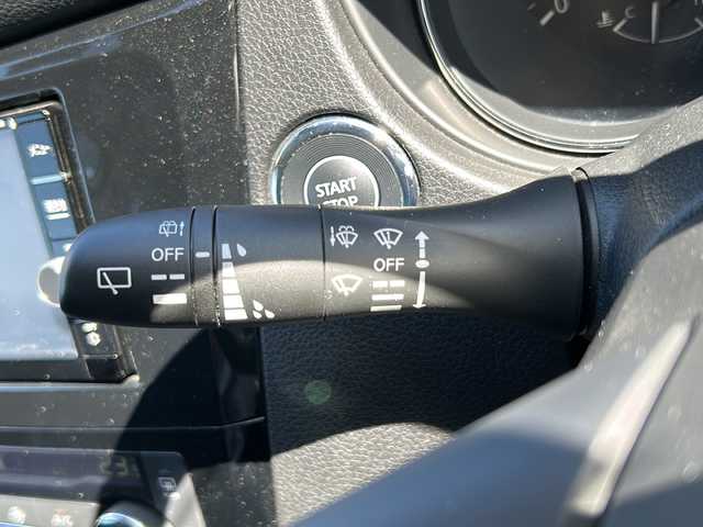 日産 エクストレイル 20Xi 茨城県 2019(平31)年 8.2万km ブリリアントホワイトパール 純正メモリナビ【MM318D-W】/(地デジTV・CD・DVD・BT・ラジオ再生)/レーダークルーズコントロール/レーンアシスト/衝突軽減ブレーキ/アラウンドビュー/カプロンシート/電動リアゲート/ETC/ドライブレコーダー/オートライト/LEDヘッドライト/純正18inアルミホイール/純正フロアマット/スマートキー