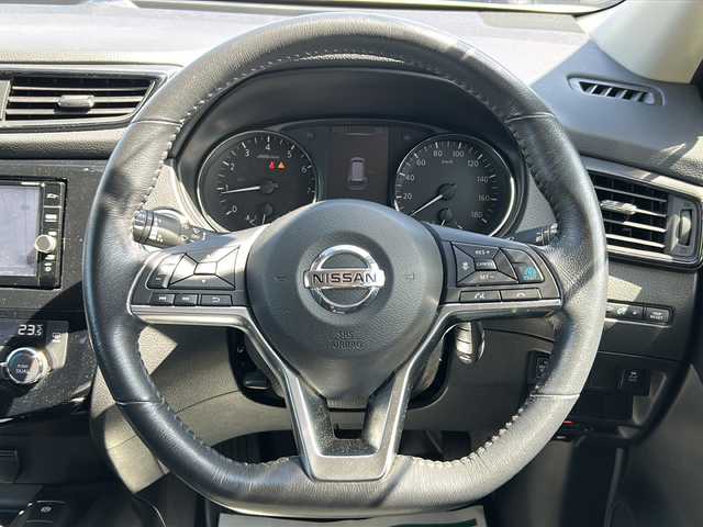 日産 エクストレイル 20Xi 茨城県 2019(平31)年 8.2万km ブリリアントホワイトパール 純正メモリナビ【MM318D-W】/(地デジTV・CD・DVD・BT・ラジオ再生)/レーダークルーズコントロール/レーンアシスト/衝突軽減ブレーキ/アラウンドビュー/カプロンシート/電動リアゲート/ETC/ドライブレコーダー/オートライト/LEDヘッドライト/純正18inアルミホイール/純正フロアマット/スマートキー