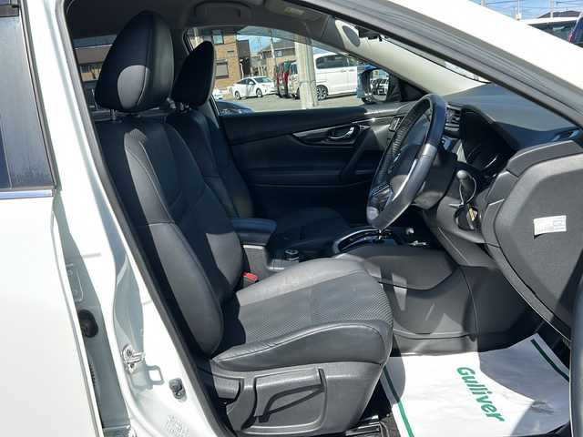 日産 エクストレイル 20Xi 茨城県 2019(平31)年 8.2万km ブリリアントホワイトパール 純正メモリナビ【MM318D-W】/(地デジTV・CD・DVD・BT・ラジオ再生)/レーダークルーズコントロール/レーンアシスト/衝突軽減ブレーキ/アラウンドビュー/カプロンシート/電動リアゲート/ETC/ドライブレコーダー/オートライト/LEDヘッドライト/純正18inアルミホイール/純正フロアマット/スマートキー