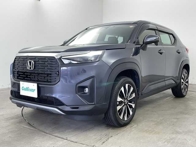 ホンダ ＷＲ－Ｖ Z 兵庫県 2024(令6)年 2.7万km メテオロイドグレーメタリック ・純正ディスプレイオーディオ/・Bluetooth/USB/Apple car play/Android Auto/・バックカメラ/・Honda SENSING/・衝突軽減ブレーキ（CMBS）/・先行車発進お知らせ機能/・歩行者事故低減ステアリング/・路外逸脱抑制機能/・標識認識機能/・アダプティブクルーズコントロール（ACC）/・車線維持支援システム（LKAS）/・誤発進抑制機能/・後方誤発進抑制機能/・近距離衝突軽減ブレーキ/・急アクセル抑制機能/・パーキングセンサーシステム/・オートハイビーム/・パドルシフト/・純正フロアマット/・純正17インチアルミホイール/・LEDオートライト/・LEDフォグランプ/・ヘッドライトレベライザー/・ETC/・純正前後ドライブレコーダー/・W＋サイドエアバッグ/・カーテンエアバッグ/・スペアキー/・取扱説明書/・保証書