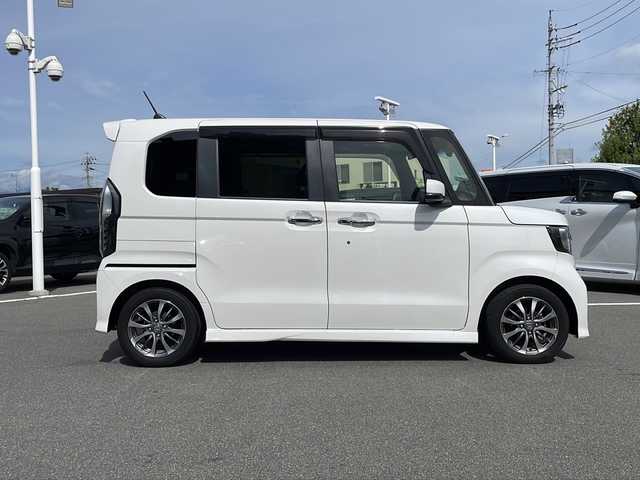 ホンダ Ｎ ＢＯＸ カスタム L 長野県 2021(令3)年 1.7万km プラチナホワイトパール 純正８インチメモリナビ/BluetoothAudio/DVD再生可能/フルセグTV/純正前後ドライブレコーダー/バックカメラ/両側パワースライドドア/前席シートヒーター/革巻きステアリング/ステアリングスイッチ/LEDヘッドランプ/フォグランプ/オートライト/スマートキー/プッシュスタート/電動格納ミラー/純正14インチAW/純正フロアマット/ホンダセンシング/衝突軽減ブレーキ/車線維持支援システム/アダプティブクルーズコントロール/コーナーセンサー