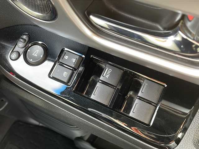 ホンダ Ｎ ＢＯＸ カスタム L 長野県 2021(令3)年 1.7万km プラチナホワイトパール 純正８インチメモリナビ/BluetoothAudio/DVD再生可能/フルセグTV/純正前後ドライブレコーダー/バックカメラ/両側パワースライドドア/前席シートヒーター/革巻きステアリング/ステアリングスイッチ/LEDヘッドランプ/フォグランプ/オートライト/スマートキー/プッシュスタート/電動格納ミラー/純正14インチAW/純正フロアマット/ホンダセンシング/衝突軽減ブレーキ/車線維持支援システム/アダプティブクルーズコントロール/コーナーセンサー