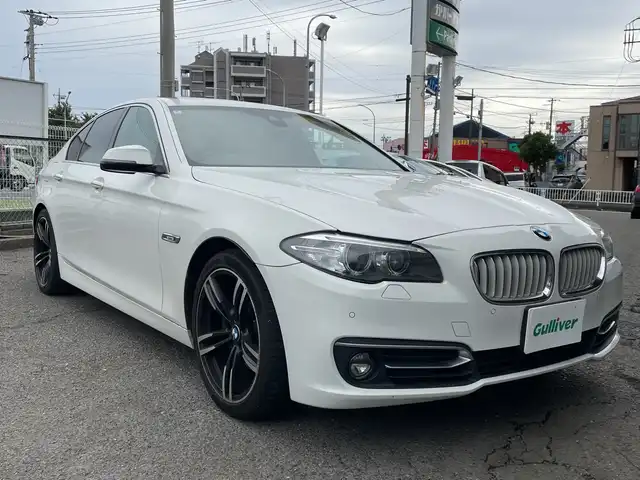 ＢＭＷ ５２３ｉ モダン 神奈川県 2014(平26)年 4.5万km アルピンホワイトⅢ プッシュスタート/Bluetooth/電動シート/ステアリングリモコン/クルーズコントロール/電動ステアリング調整/電動パーキングブレーキ/オートブレーキホールド/ビルトインETC