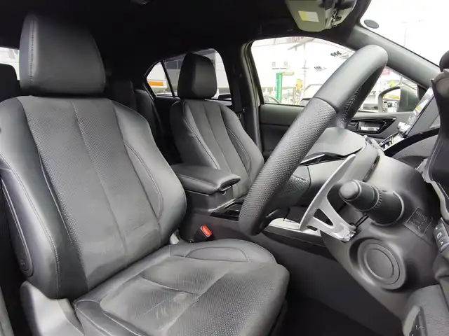 三菱 エクリプス クロス ＰＨＥＶ ブラックエディション 熊本県 2023(令5)年 0.9万km アメジストブラック 純正スマートフォン連動ナビ/【フルセグTV/Bluetooth再生/AppleCarPlay】/全方位モニター/マイプロパイロット/衝突被害軽減ブレーキシステム/車線逸脱警報システム/レーダークルーズコントロール/パドルシフト/オートマチックハイビーム/レインセンサー/パーキングセンサー/ヘッドアップディスプレイ/パワーバックドア/ステアリングヒーター/シートヒーター/純正18インチAW/ETC/取扱説明書/保証書/スペアキー