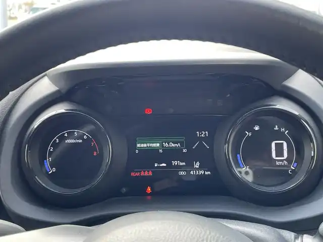 トヨタ ヤリス Z 道央・札幌 2021(令3)年 4.2万km ブラック/アバンギャルドブロンズメタリック 登録時走行距離41/339km/　４　W　D　/純正ナビ（FM/AM/BT)/バックカメラ/ウィンカーミラー/クルーズコントロール（追従走行あり）/プッシュスタート/ビルトインETC/スペアキー×１/USB入力端子/シートヒーター（運転席/助手席）/純正フロアマット/横滑り防止装置/衝突軽減ブレーキ/レーンキープアシスト/オートライト/オートマチックハイビーム/ステアリングスイッチ/ステアリングヒーター/革巻きステアリング/ヘッドライトレベライザー/ワイパー間欠時間コントローラー/ブラインドスポットモニター/電動格納ミラー/バニティミラー