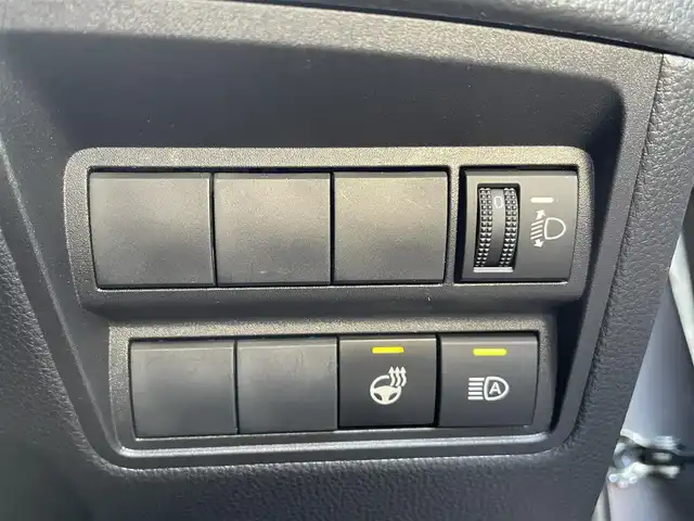 トヨタ ヤリス Z 道央・札幌 2021(令3)年 4.2万km ブラック/アバンギャルドブロンズメタリック 登録時走行距離41/339km/　４　W　D　/純正ナビ（FM/AM/BT)/バックカメラ/ウィンカーミラー/クルーズコントロール（追従走行あり）/プッシュスタート/ビルトインETC/スペアキー×１/USB入力端子/シートヒーター（運転席/助手席）/純正フロアマット/横滑り防止装置/衝突軽減ブレーキ/レーンキープアシスト/オートライト/オートマチックハイビーム/ステアリングスイッチ/ステアリングヒーター/革巻きステアリング/ヘッドライトレベライザー/ワイパー間欠時間コントローラー/ブラインドスポットモニター/電動格納ミラー/バニティミラー