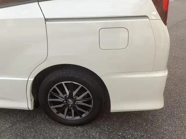 トヨタ ノア Si ダブルバイビー 千葉県 2017(平29)年 7.8万km ホワイトパールクリスタルシャイン ワンオーナー /両側パワースライドドア /純正10インチナビゲーション/バックカメラ/スマートキー×2/純正LEDヘッドライト/Auto格納ミラー/衝突軽減ブレーキ/フリップダウンモニター/ETC