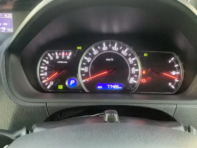 トヨタ ノア Si ダブルバイビー 千葉県 2017(平29)年 7.8万km ホワイトパールクリスタルシャイン ワンオーナー /両側パワースライドドア /純正10インチナビゲーション/バックカメラ/スマートキー×2/純正LEDヘッドライト/Auto格納ミラー/衝突軽減ブレーキ/フリップダウンモニター/ETC