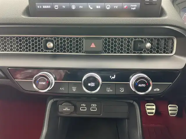 ホンダ シビック タイプR 群馬県 2025(令7)年 0.1千km ソニックグレーパール 登録済未使用車（登録時走行距離：20km）/ホンダコネクトディスプレー(9インチ)/・AM/FM/USB/Bluetooth/AppleCarPlay/AndroidAuto/・バックカメラ/・ETC2.0/=====/登録済未使用車　ホンダコネクトディスプレー　バックカメラ　純正ビルトインＥＴＣ２．０　純正フロアマット　ブレンボキャリパー　ＨｏｎｄａＬｏｇＲ　ホンダセンシング　ＬＥＤヘッドランプ　プッシュスタート