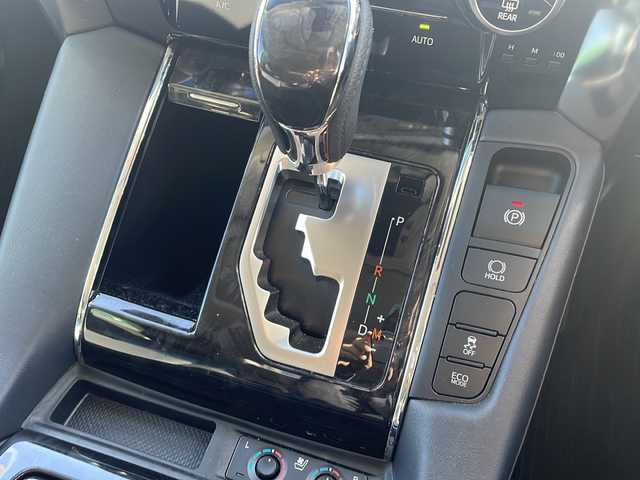 トヨタ アルファード S Cパッケージ 静岡県 2020(令2)年 3.2万km ホワイトパールクリスタルシャイン /DAナビ/地デジTV//純正CD/DVD/Bluetooth//バックカメラ//フリップダウンリアモニター//両側パワースライドドア//サンルーフ//デジタルインナーミラー//パワーバックドア//セーフティセンス//レーダークルーズコントロール//ブラインドスポットモニター//合成シート//シートヒーター/エアシート//純正18インチAW//2.0ETC//保証書//取説