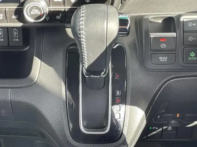 ホンダ Ｎ ＢＯＸ カスタム L ターボ スタイル+ブラック 兵庫県 2022(令4)年 1.6万km メテオロイドグレーメタリック 純正8インチプレミアムインターナビ/Bluetooth接続/両側パワースライドドア/バックカメラ/電子パーキング/オートホールド/純正フロアマット/純正アルミホイール/ビルトインETC/プリクラッシュ/前席シートヒーター/パドルシフト/LEDヘッドライト/追従有クルーズコントロール/スイッチスタート