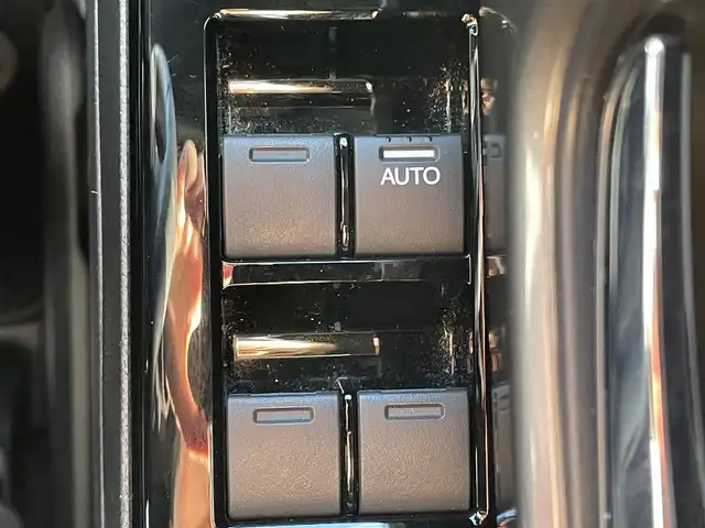 ホンダ Ｎ ＢＯＸ カスタム L ターボ スタイル+ブラック 兵庫県 2022(令4)年 1.6万km メテオロイドグレーメタリック 純正8インチプレミアムインターナビ/Bluetooth接続/両側パワースライドドア/バックカメラ/電子パーキング/オートホールド/純正フロアマット/純正アルミホイール/ビルトインETC/プリクラッシュ/前席シートヒーター/パドルシフト/LEDヘッドライト/追従有クルーズコントロール/スイッチスタート