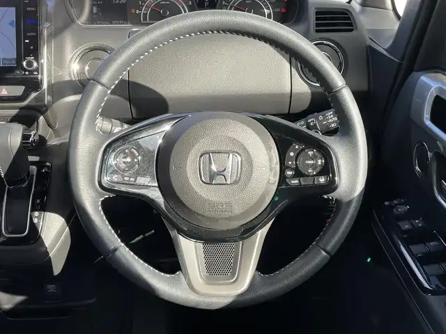 ホンダ Ｎ ＢＯＸ カスタム L ターボ スタイル+ブラック 兵庫県 2022(令4)年 1.6万km メテオロイドグレーメタリック 純正8インチプレミアムインターナビ/Bluetooth接続/両側パワースライドドア/バックカメラ/電子パーキング/オートホールド/純正フロアマット/純正アルミホイール/ビルトインETC/プリクラッシュ/前席シートヒーター/パドルシフト/LEDヘッドライト/追従有クルーズコントロール/スイッチスタート