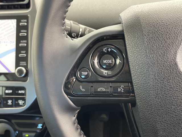 トヨタ プリウス S ツーリングセレ ブラックED 千葉県 2022(令4)年 5.4万km プラチナホワイトパールマイカ モデリスタエアロ/Miracast/パノラミックビューモニター/トヨタセーフティーセンス/純正ディスプレイオーディオ/ビルトインETC2.0/革ステアリング/ステアリングリモコン/革シート/前席シートヒーター/車線逸脱防止/USB/Isofix/電格ウィンカーミラー/フォグランプ/LEDヘッドライト/純正フロアマット