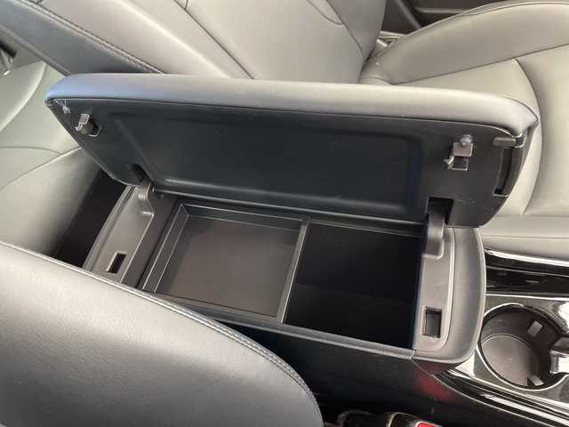 トヨタ プリウス S ツーリングセレ ブラックED 千葉県 2022(令4)年 5.4万km プラチナホワイトパールマイカ モデリスタエアロ/Miracast/パノラミックビューモニター/トヨタセーフティーセンス/純正ディスプレイオーディオ/ビルトインETC2.0/革ステアリング/ステアリングリモコン/革シート/前席シートヒーター/車線逸脱防止/USB/Isofix/電格ウィンカーミラー/フォグランプ/LEDヘッドライト/純正フロアマット