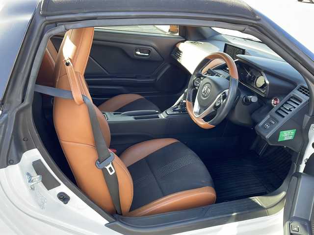 ホンダ Ｓ６６０ α 特別仕様車ブルーノレザーED 徳島県 2017(平29)年 0.9万km プレミアムスターホワイトP 特別仕様車/ジャズブラウンインテリア/・スポーツハーフレザーシート/・本革巻ステアリング/・インパネソフトパッド/センターディスプレイ/シティブレーキアクティブシステム/クルーズコントロール/純正オールブラック15インチAW/ドライブレコーダー/バックカメラ/オートライト/LEDヘッドライト/ETC/パドルシフト/スマートキー/スペア一本