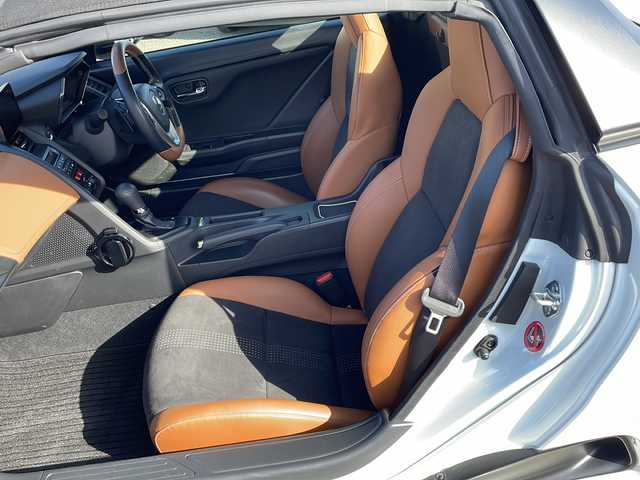 ホンダ Ｓ６６０ α 特別仕様車ブルーノレザーED 徳島県 2017(平29)年 0.9万km プレミアムスターホワイトP 特別仕様車/ジャズブラウンインテリア/・スポーツハーフレザーシート/・本革巻ステアリング/・インパネソフトパッド/センターディスプレイ/シティブレーキアクティブシステム/クルーズコントロール/純正オールブラック15インチAW/ドライブレコーダー/バックカメラ/オートライト/LEDヘッドライト/ETC/パドルシフト/スマートキー/スペア一本