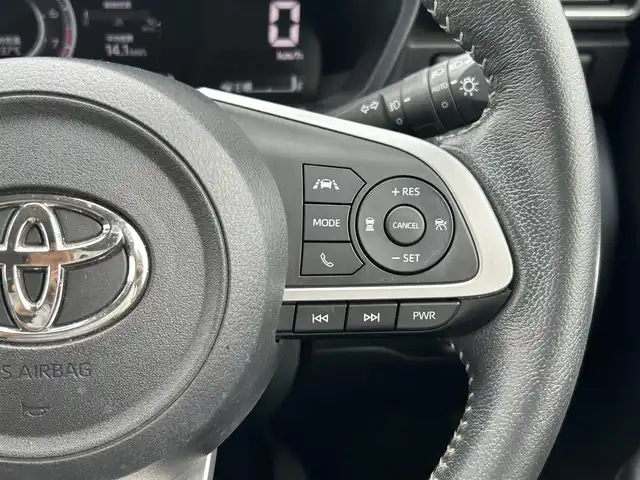 トヨタ ライズ Z 愛媛県 2021(令3)年 4.1万km ブラックマイカメタリック レーダークルコン/ＥＴＣ/アランドビュー/前ドラレコ/シートヒーター/フルセグＴＶ/スペアキー/純正ナビ/LEDライト/純正AW/USB入力端子/パーキングアシスト/アイドリングストップ