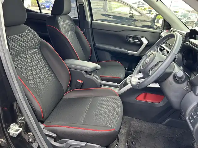 トヨタ ライズ Z 愛媛県 2021(令3)年 4.1万km ブラックマイカメタリック レーダークルコン/ＥＴＣ/アランドビュー/前ドラレコ/シートヒーター/フルセグＴＶ/スペアキー/純正ナビ/LEDライト/純正AW/USB入力端子/パーキングアシスト/アイドリングストップ
