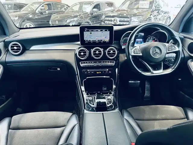 メルセデス・ベンツ ＧＬＣ２００ スポーツ 大阪府 2018(平30)年 6.4万km ダイヤモンドホワイト レーダーセーフティ/ハーフレザー/メモリ付きパワーシート/シートヒーター/純正ナビ/TV/３６０度カメラ/純正19インチAW/LEDヘッドライト/ACC/ブラインドスポット/電動リアゲート