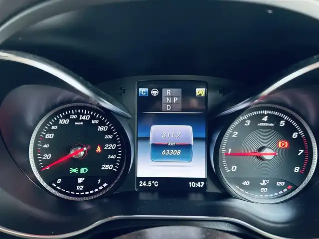 メルセデス・ベンツ ＧＬＣ２００ スポーツ 大阪府 2018(平30)年 6.4万km ダイヤモンドホワイト レーダーセーフティ/ハーフレザー/メモリ付きパワーシート/シートヒーター/純正ナビ/TV/３６０度カメラ/純正19インチAW/LEDヘッドライト/ACC/ブラインドスポット/電動リアゲート