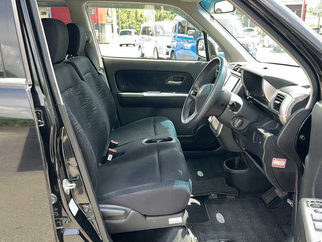ホンダ ゼスト スパーク W 鹿児島県 2012(平24)年 10.9万km 黒 社外ナビ/Bluetooth/TV/電動格納ミラー/純正フロアマット/ドアバイザー/オートエアコン/パワーウィンドウ/純正AW/ベンチシート/保証書/取扱説明書/スマートキー