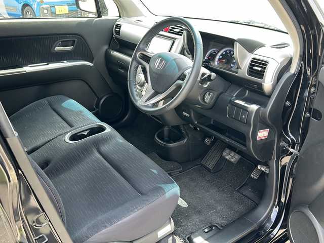 ホンダ ゼスト スパーク W 鹿児島県 2012(平24)年 10.9万km 黒 社外ナビ/Bluetooth/TV/電動格納ミラー/純正フロアマット/ドアバイザー/オートエアコン/パワーウィンドウ/純正AW/ベンチシート/保証書/取扱説明書/スマートキー