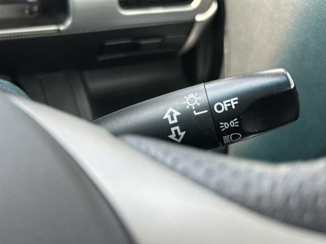 ホンダ ゼスト スパーク W 鹿児島県 2012(平24)年 10.9万km 黒 社外ナビ/Bluetooth/TV/電動格納ミラー/純正フロアマット/ドアバイザー/オートエアコン/パワーウィンドウ/純正AW/ベンチシート/保証書/取扱説明書/スマートキー