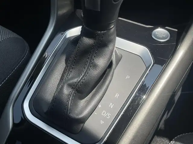 フォルクスワーゲン ＶＷ Ｔ－ロック TDI スタイル デザインPKG 東京都 2021(令3)年 3.2万km ディープブラックパールエフェクト ワンオーナー/純正ナビ/バックカメラ/パワーバックドア/アダプティブクルーズコントロール/ブラインドスポットモニター/ETC2.0/スマートキー