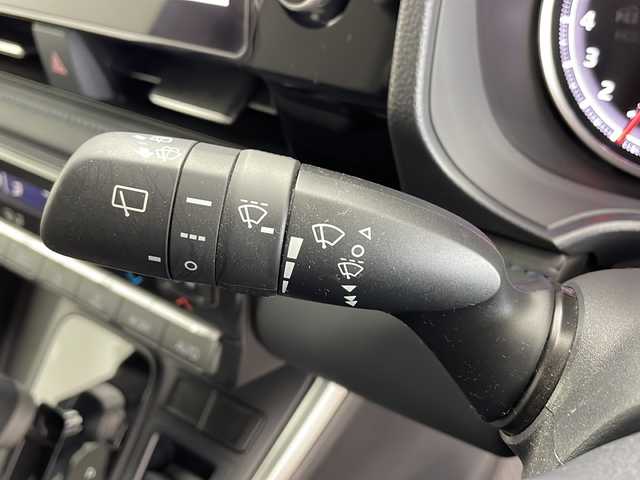 トヨタ ヴォクシー S－Z 鹿児島県 2022(令4)年 2.4万km アティチュードブラックマイカ ワンオーナー/純正10インチディスプレイオーディオ/フルセグテレビ/モデリスタエアロ/フリップダウンモニター/バックカメラ/トヨタセーフティセンス/・プリクラッシュセーフティシステム/・レーントレーシングアシスト/・レーンディパーチャーアラート/・全車速追従機能付レーダークルーズコントロール/・オートマチックハイビーム/・ロードサインアシスト/・発進遅れ告知機能/両側パワースライドドア/シートヒーター/ビルトインETC2.0/ドライブレコーダー/LEDヘッドライト/スマートキー