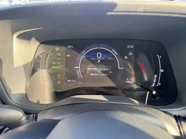 トヨタ シエンタ ハイブリッド Z 愛媛県 2023(令5)年 3.7万km ベージュ ワンオーナー/プッシュスタート/純正メーカーナビ（AM/FM/USB/フルセグTV/Bluetooth）/バックカメラ/両側パワースライドドア/ETC2.0/クルーズコントロール/オートライト/オートマチックハイビーム/アイドリングストップ/横滑り防止装置/AAC/ステアリングスイッチ