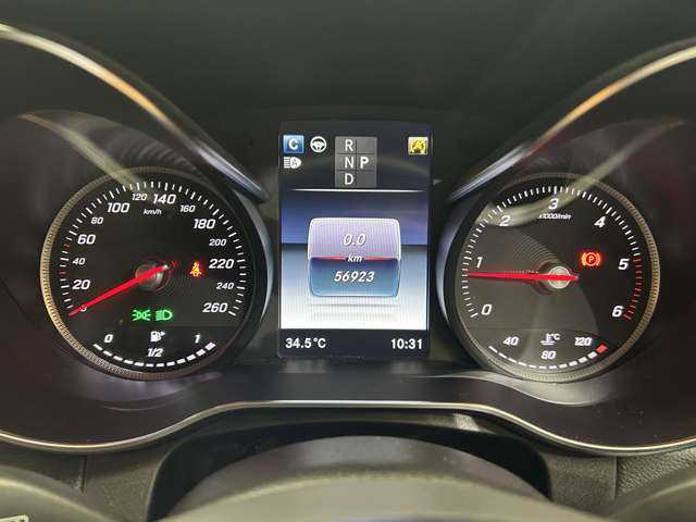 メルセデス・ベンツ ＧＬＣ２２０ d 4マチック ローレウスED 千葉県 2019(令1)年 5.7万km モハーベシルバー 限定車　/ナイトＰＫＧ　/パノラマＳＲ　/Ｂｕｒｍｅｓｔｅｒサウンド　/ＡＣＣ　/半革　/ナビ　/ＴＶ　/３６０°Ｂｌｕｅｔｏｏｔｈ接続　/シートＨ　/電動リアゲート　/アクティブパーキング　　/ＲＳＰ　/ＥＴＣ　/ドラレコ