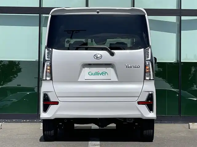 ダイハツ タント カスタム RS スタイルセレクション 和歌山県 2022(令4)年 1.9万km シャイニングホワイトパール 純正9インチナビ/フルセグTV/Bluetooth/TVキャンセラー/CD/DVD/USB/全周囲カメラ/ビルトインETC/純正ドライブレコーダー/スマートアシスト/レーダークルーズコントロール/両側パワースライドドア/コーナーセンサー/レザー調シートカバー/前席シートヒーター/運転席ロングスライド/レザー調ステリングカバー/ステアリングスイッチ/電動パーキングブレーキ/ブレーキホールド/LEDヘッドライト/フォグランプ/オートライト/シートバックテーブル/リアドアサンシェード/純正15インチAW/ドアバイザー/純正フロアマット/プッシュスタート/スマートキー