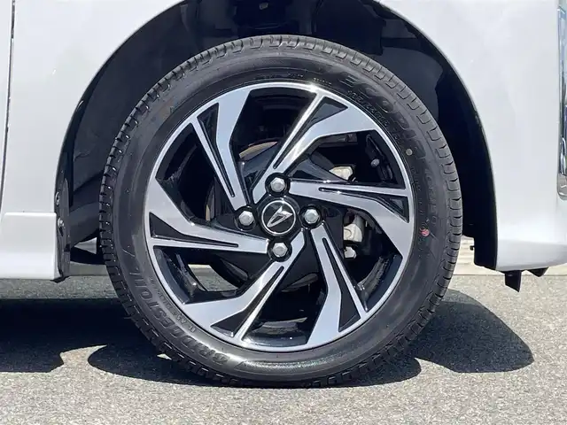 ダイハツ タント カスタム RS スタイルセレクション 和歌山県 2022(令4)年 1.9万km シャイニングホワイトパール 純正9インチナビ/フルセグTV/Bluetooth/TVキャンセラー/CD/DVD/USB/全周囲カメラ/ビルトインETC/純正ドライブレコーダー/スマートアシスト/レーダークルーズコントロール/両側パワースライドドア/コーナーセンサー/レザー調シートカバー/前席シートヒーター/運転席ロングスライド/レザー調ステリングカバー/ステアリングスイッチ/電動パーキングブレーキ/ブレーキホールド/LEDヘッドライト/フォグランプ/オートライト/シートバックテーブル/リアドアサンシェード/純正15インチAW/ドアバイザー/純正フロアマット/プッシュスタート/スマートキー
