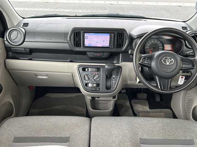 トヨタ パッソ X　S 岐阜県 2018(平30)年 3.2万km シルバー ワンオーナー/ディーラーナビ/AM/FM/TV/Bluetooth/純正マット/純正ドアバイザー/前方純正ドラレコ/横滑り防止/アイドリングストップ/衝突軽減ブレーキ