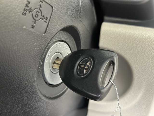 トヨタ パッソ X　S 岐阜県 2018(平30)年 3.2万km シルバー ワンオーナー/ディーラーナビ/AM/FM/TV/Bluetooth/純正マット/純正ドアバイザー/前方純正ドラレコ/横滑り防止/アイドリングストップ/衝突軽減ブレーキ