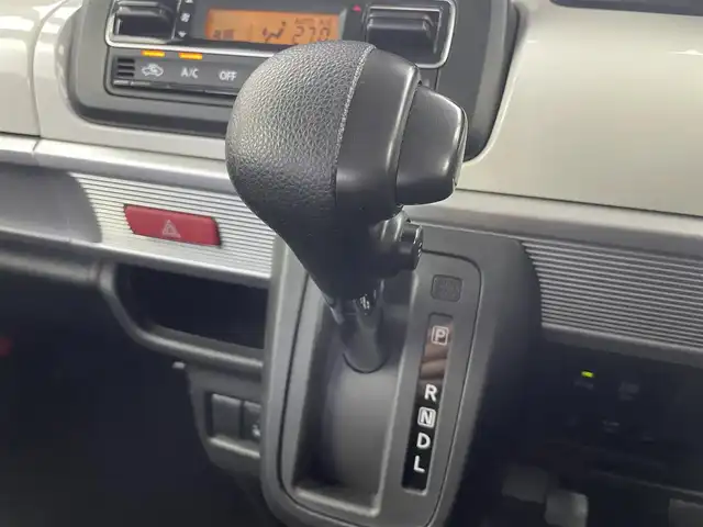 スズキ スペーシア HYBRID X 富山県 2019(令1)年 2.2万km アーバンブラウンパールメタリック １オーナー/純正ナビ（CD　DVD　bluetooth MSV（SD))/フルセグTV/バックカメラ/リアコーナーセンサー/ETC/前ドライブレコーダー/運転席シートヒーター/両側パワースライドドア/衝突軽減ブレーキ/レーンキープ/スマートキー/プッシュスタート/LEDヘッドライト/オートライト/横滑防止装置/純正１４インチAW/純正マット・バイザー/保証書、取説/スペアキー