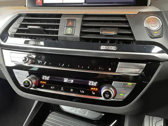 ＢＭＷ Ｘ３ xDrive20d Mスポーツ 愛知県 2020(令2)年 3.6万km アルピンホワイトⅢ ワンオーナー/黒革シート/シートヒーター/純正ナビ/360度カメラ/フルセグTV/Bluetooth/ヘッドアップディスプレイ/LEDヘッドライト/ACC/レーンキープ/ブラインドスポット/パワートランク/純正19インチアルミ/ドラレコ