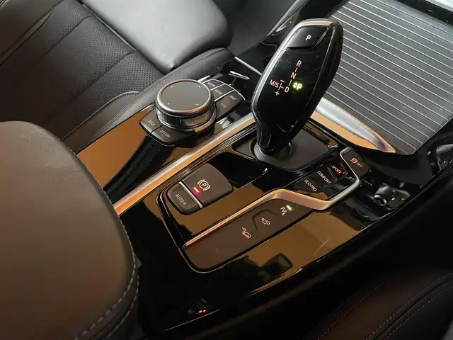 ＢＭＷ Ｘ３ xDrive20d Mスポーツ 愛知県 2020(令2)年 3.6万km アルピンホワイトⅢ ワンオーナー/黒革シート/シートヒーター/純正ナビ/360度カメラ/フルセグTV/Bluetooth/ヘッドアップディスプレイ/LEDヘッドライト/ACC/レーンキープ/ブラインドスポット/パワートランク/純正19インチアルミ/ドラレコ