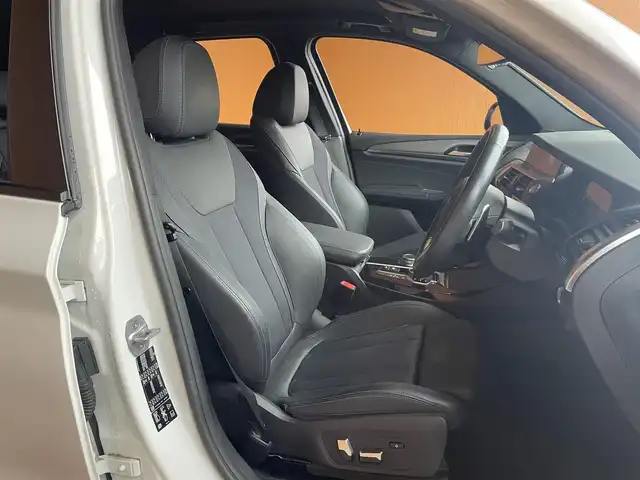 ＢＭＷ Ｘ３ xDrive20d Mスポーツ 愛知県 2020(令2)年 3.6万km アルピンホワイトⅢ ワンオーナー/黒革シート/シートヒーター/純正ナビ/360度カメラ/フルセグTV/Bluetooth/ヘッドアップディスプレイ/LEDヘッドライト/ACC/レーンキープ/ブラインドスポット/パワートランク/純正19インチアルミ/ドラレコ