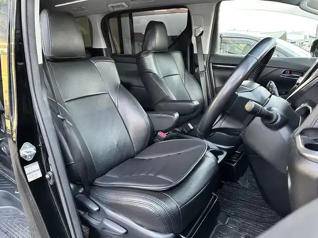 トヨタ アルファード S 山形県 2016(平28)年 11.4万km ブラック 登録時走行距離114775Km/保証書/取扱説明書/後席モニター（ALPINE）/社外SDナビ（ALPINE）/フルセグTV/黒革シートカバー/両側パワースライドドア/前後コーナーセンサー/トヨタセーフティセンス/7人乗り/オットマン/バックカメラ/LEDヘッドライト/ウィンカーミラー/電動格納ミラー/ETC/プッシュスタート/スタッドレスタイヤ車載