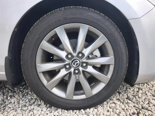 マツダ マツダ６セダン 20S 愛媛県 2019(令1)年 5.4万km ソニックシルバーM 純正8型ナビ/バックモニター/ETC/クルーズコントロール/前後パーキングセンサー/衝突被害軽減ブレーキ/後退時ブレーキサポート/AT誤後発進抑制/車線逸脱警報/ブラインドスポットモニタリング/交通標識認識システム/ステアリング連動LEDヘッドランプ/革巻きステアリング/パドルシフト/純正17インチアルミホイール/スマートキー/プッシュエンジンスタート/禁煙車