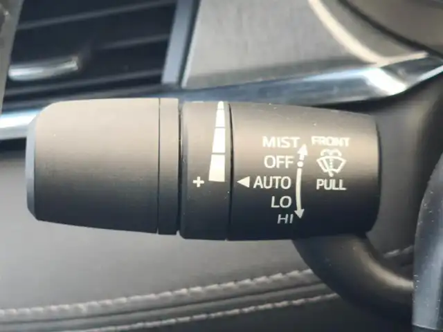 マツダ マツダ６セダン 20S 愛媛県 2019(令1)年 5.4万km ソニックシルバーM 純正8型ナビ/バックモニター/ETC/クルーズコントロール/前後パーキングセンサー/衝突被害軽減ブレーキ/後退時ブレーキサポート/AT誤後発進抑制/車線逸脱警報/ブラインドスポットモニタリング/交通標識認識システム/ステアリング連動LEDヘッドランプ/革巻きステアリング/パドルシフト/純正17インチアルミホイール/スマートキー/プッシュエンジンスタート/禁煙車