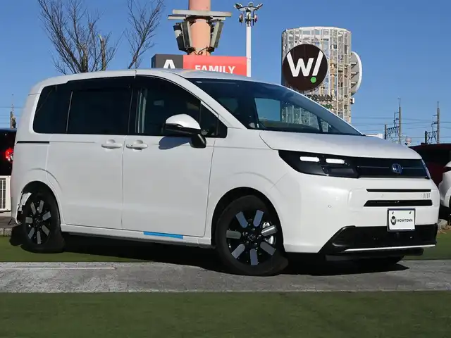 ホンダ フリード ハイブリット e:HEV AIR EX 千葉県 2025(令7)年 0.1千km プラチナホワイトパール ホンダセンシング/・衝突軽減ブレーキ（CMBS）/・車線維持支援システム（LKAS）/・アダプティブクルーズコントロール（ACC）/・ブラインドスポットインフォメーション/・後方誤発進抑制機能/・誤発進抑制機能/両側パワースライドドア/ハーフレザーシート/前席シートヒーター/純正コネクトナビ/地デジTV/【Bluetooth接続】/バックカメラ/革巻きステアリング/ステアリングスイッチ/LEDヘッドライト/ウインカーミラー/リアコーナーセンサー/純正15インチアルミホイル/サイド/カーテンエアバッグ/Honda スマートキー