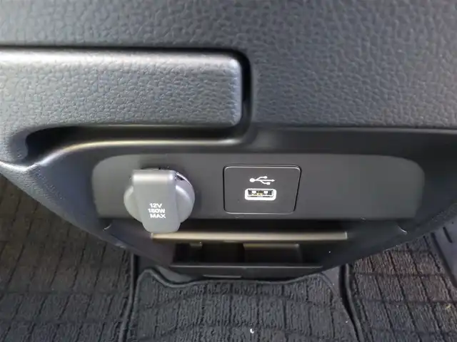 ホンダ フリード ハイブリット e:HEV AIR EX 千葉県 2025(令7)年 0.1千km プラチナホワイトパール ホンダセンシング/・衝突軽減ブレーキ（CMBS）/・車線維持支援システム（LKAS）/・アダプティブクルーズコントロール（ACC）/・ブラインドスポットインフォメーション/・後方誤発進抑制機能/・誤発進抑制機能/両側パワースライドドア/ハーフレザーシート/前席シートヒーター/純正コネクトナビ/地デジTV/【Bluetooth接続】/バックカメラ/革巻きステアリング/ステアリングスイッチ/LEDヘッドライト/ウインカーミラー/リアコーナーセンサー/純正15インチアルミホイル/サイド/カーテンエアバッグ/Honda スマートキー