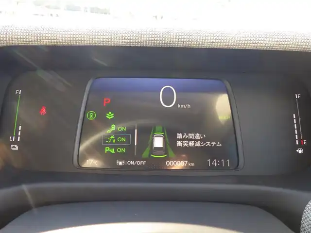 ホンダ フリード ハイブリット e:HEV AIR EX 千葉県 2025(令7)年 0.1千km プラチナホワイトパール ホンダセンシング/・衝突軽減ブレーキ（CMBS）/・車線維持支援システム（LKAS）/・アダプティブクルーズコントロール（ACC）/・ブラインドスポットインフォメーション/・後方誤発進抑制機能/・誤発進抑制機能/両側パワースライドドア/ハーフレザーシート/前席シートヒーター/純正コネクトナビ/地デジTV/【Bluetooth接続】/バックカメラ/革巻きステアリング/ステアリングスイッチ/LEDヘッドライト/ウインカーミラー/リアコーナーセンサー/純正15インチアルミホイル/サイド/カーテンエアバッグ/Honda スマートキー