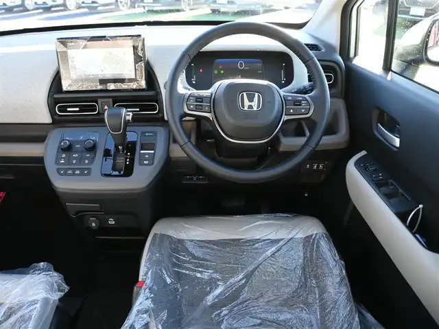 ホンダ フリード ハイブリット e:HEV AIR EX 千葉県 2025(令7)年 0.1千km プラチナホワイトパール ホンダセンシング/・衝突軽減ブレーキ（CMBS）/・車線維持支援システム（LKAS）/・アダプティブクルーズコントロール（ACC）/・ブラインドスポットインフォメーション/・後方誤発進抑制機能/・誤発進抑制機能/両側パワースライドドア/ハーフレザーシート/前席シートヒーター/純正コネクトナビ/地デジTV/【Bluetooth接続】/バックカメラ/革巻きステアリング/ステアリングスイッチ/LEDヘッドライト/ウインカーミラー/リアコーナーセンサー/純正15インチアルミホイル/サイド/カーテンエアバッグ/Honda スマートキー