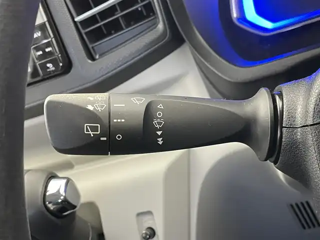 ダイハツ ミラ イース X リミテッド SAⅢ 埼玉県 2019(平31)年 1.1万km ダレクブルー スマートアシスト３　純正８インチナビ　バックカメラ　ＥＴＣ　ドライブレコーダー　ヘッドライトレベライザー　純正フロアマット　Ｂｌｕｅｔｏｏｔｈ　エアコン　リモコンキー　オートハイビーム　ＬＥＤライト