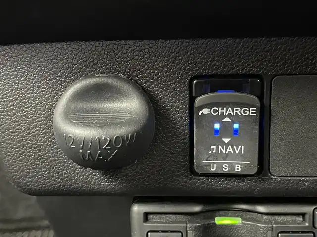 ダイハツ ミラ イース X リミテッド SAⅢ 埼玉県 2019(平31)年 1.1万km ダレクブルー スマートアシスト３　純正８インチナビ　バックカメラ　ＥＴＣ　ドライブレコーダー　ヘッドライトレベライザー　純正フロアマット　Ｂｌｕｅｔｏｏｔｈ　エアコン　リモコンキー　オートハイビーム　ＬＥＤライト