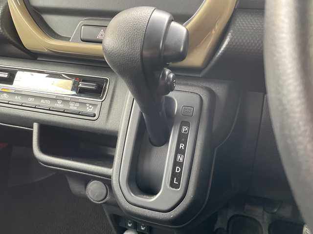 スズキ ハスラー HYBRID G 広島県 2025(令7)年 0.5万km ソフトベージュメタリック 禁煙/スズキセーフティーサポート/・デュアルセンサーブレーキサポート/・ハイビームアシスト/・車線逸脱警報機能/・誤発進抑制機能/・ふらつき警報機能/・先行車発進お知らせ機能/・後退時ブレーキサポート/・後方誤発進抑制機能/社外SDナビ/・CD/SD/BT/ワンセグ/レーダークルーズコントロール/シートヒーター（D/N席）/LEDヘッドライト/オートライト/ヘッドライトレベライザー/スマートキー/プッシュスタート/ETC/アイドリングストップ/純正フロアマット